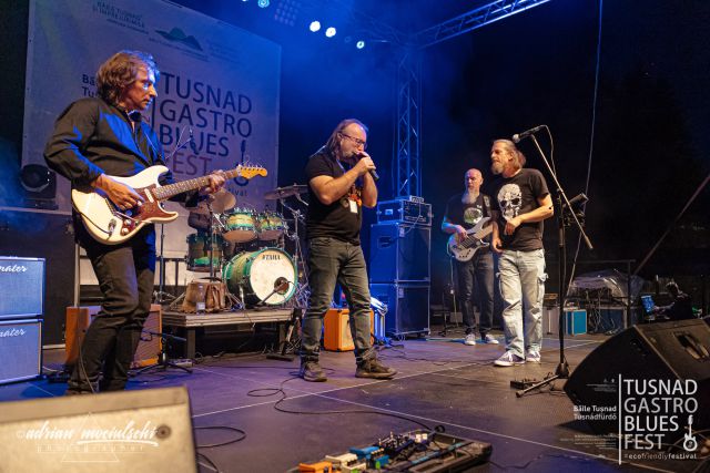 Burning Blues cu Berti 2022.jpg Burning Blues cu Berti 2022.jpg